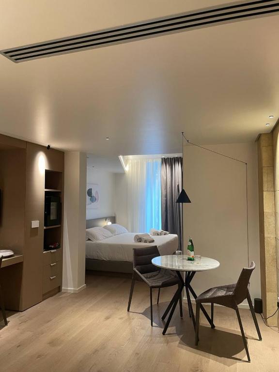 Palazzo Sangiorgio - 43