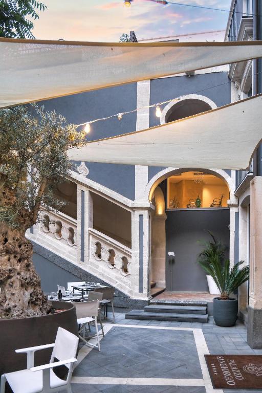 Palazzo Sangiorgio - 3