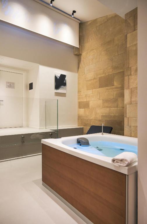 Palazzo Sangiorgio - 11