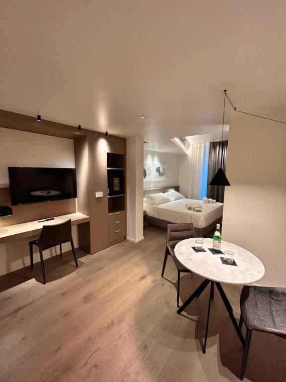 Palazzo Sangiorgio - 16