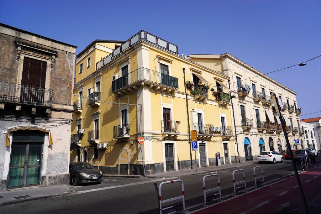 etna sea live catania center home - 6