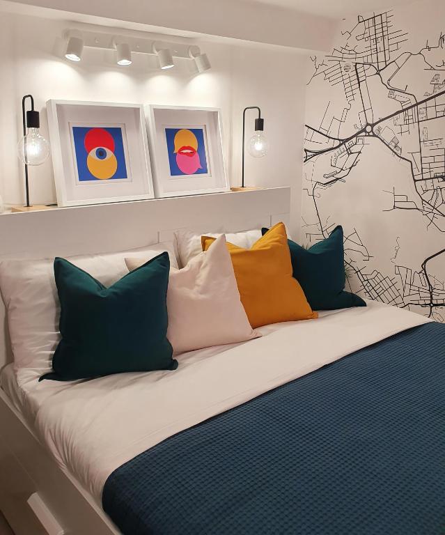 DownSouth Studio Apartment with Mezzanine - Historic Center - 2