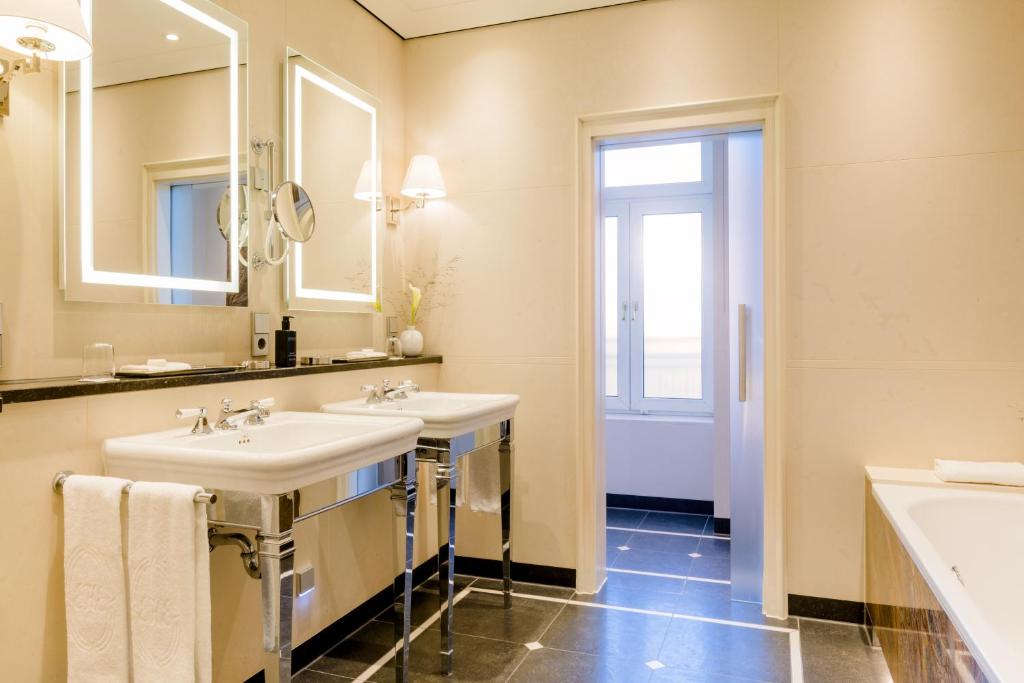 Excelsior Hotel Ernst am Dom - 18