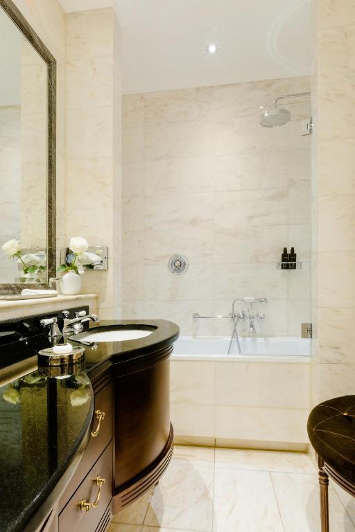 Excelsior Hotel Ernst am Dom - 41