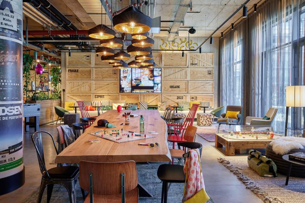 Moxy Cologne Muelheim - 20