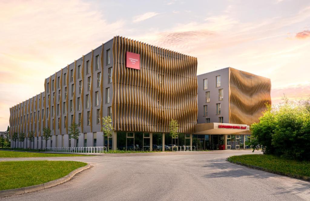 Leonardo Royal Hotel Cologne Bonn Airport - 4