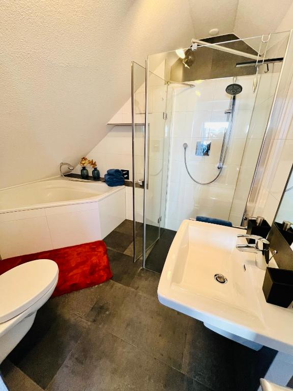 Villa am Park Apartment - 42