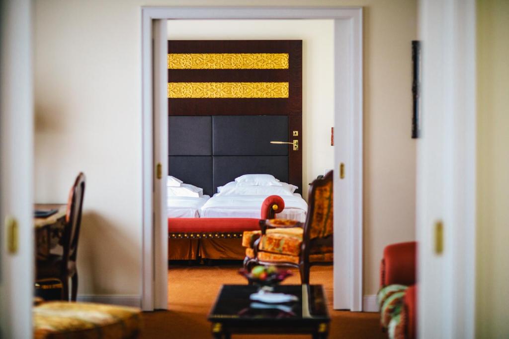 Relais & Châteaux Bülow Palais - 10