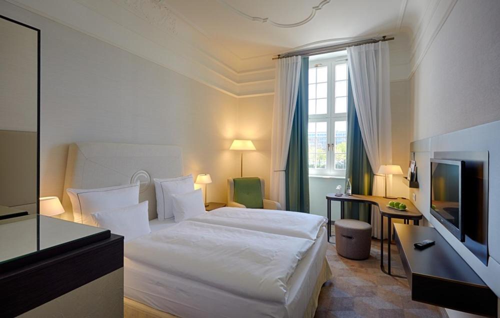 Gewandhaus Dresden, Autograph Collection - 2