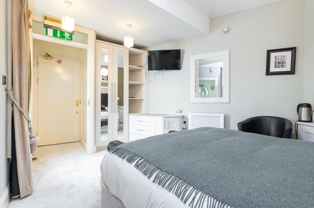 The Merchant House - 24