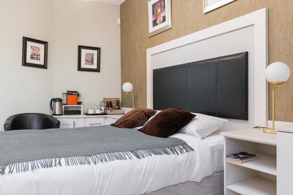 The Merchant House - 21