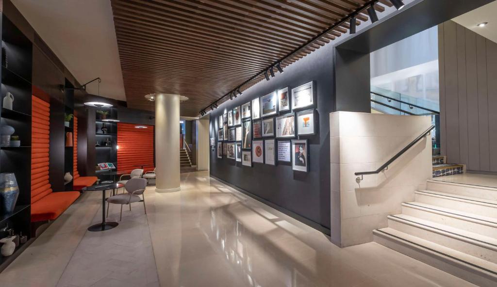 The Morrison Dublin, Curio Collection by Hilton - 7