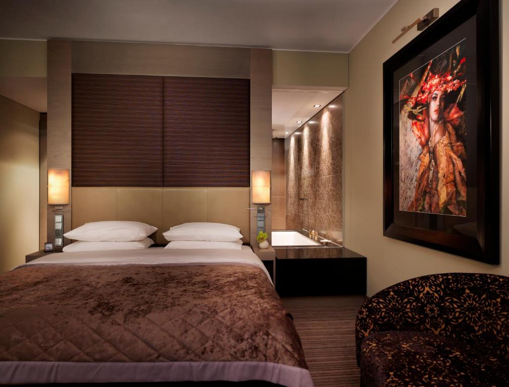 Hyatt Regency Dusseldorf - 30