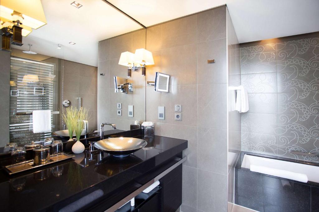 Hyatt Regency Dusseldorf - 19