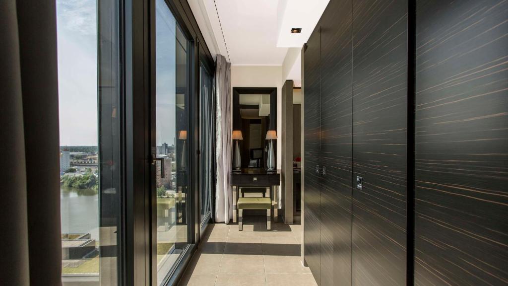 Hyatt Regency Dusseldorf - 16