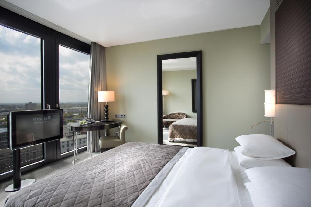 Hyatt Regency Dusseldorf - 31