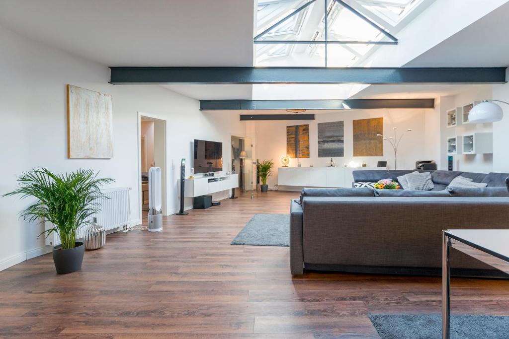 White Lofty und White Studio - 12