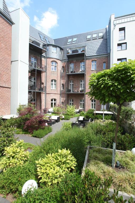 THE RED - Living Suites by the Rhine - 6