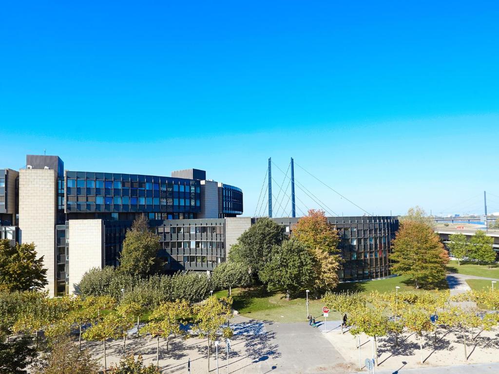 THE RED - Living Suites by the Rhine - 33