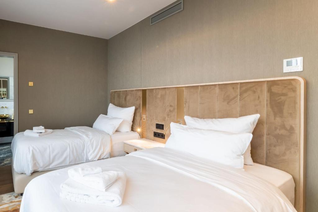 Fourty Three Luxury Serviced Apartments - 16