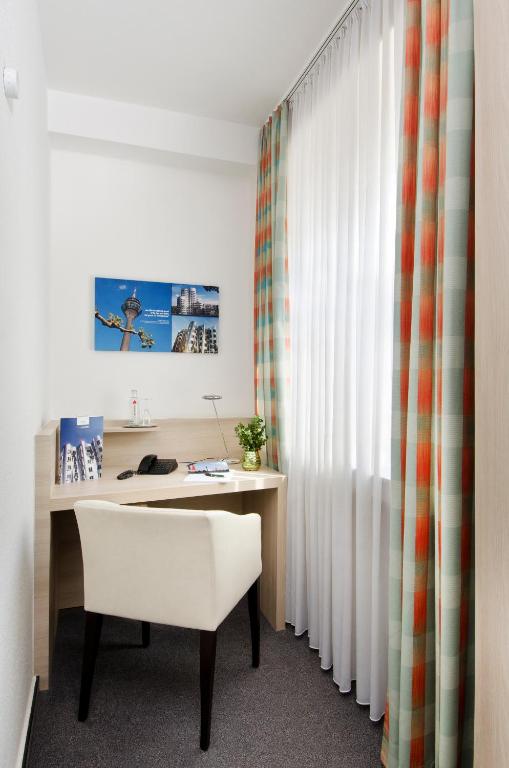 Hotel am Hofgarten - 23