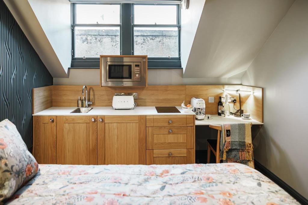 Bonnie Hotel Haymarket Edinburgh - 26