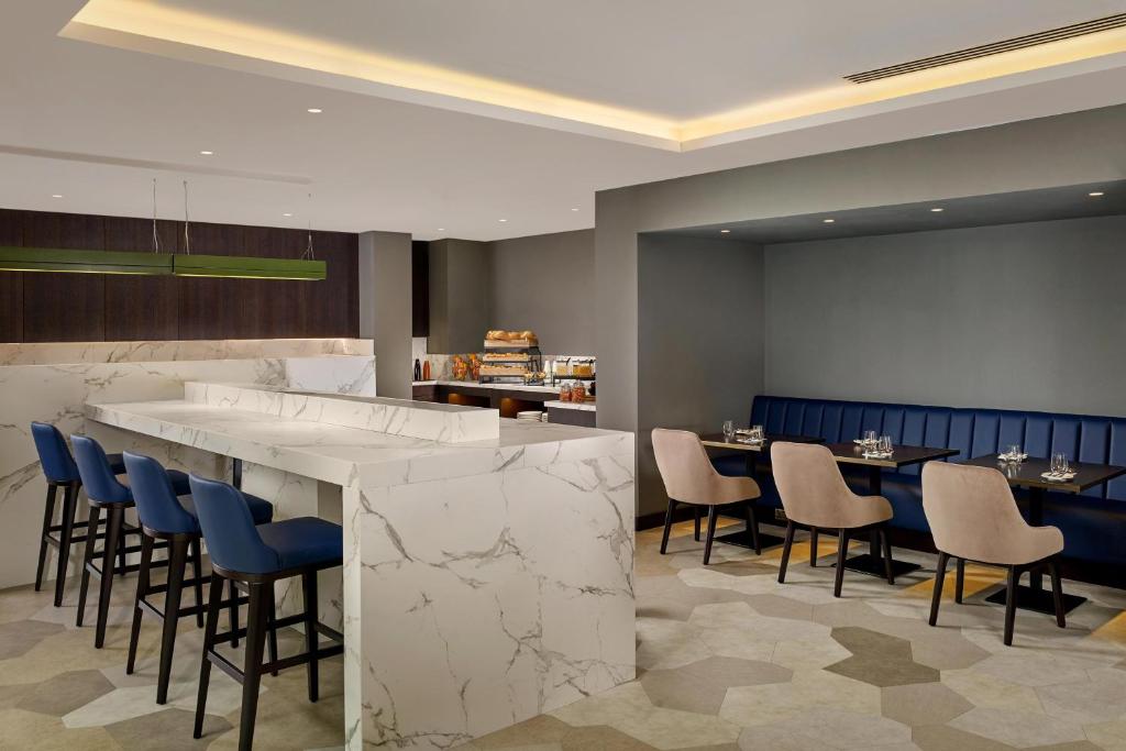 Sheraton Grand Hotel & Spa - 43