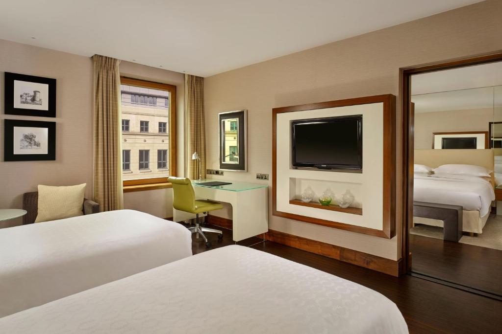 Sheraton Grand Hotel & Spa - 27