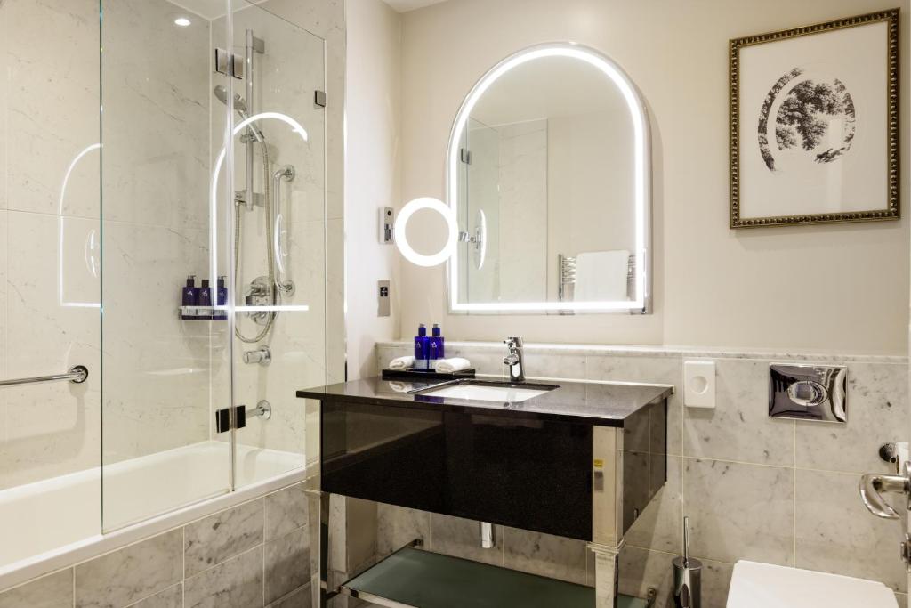 The Caledonian Edinburgh, Curio Collection by Hilton - 44