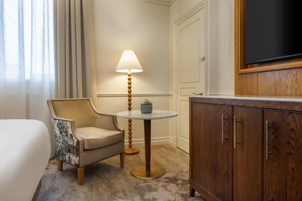 The Caledonian Edinburgh, Curio Collection by Hilton - 42