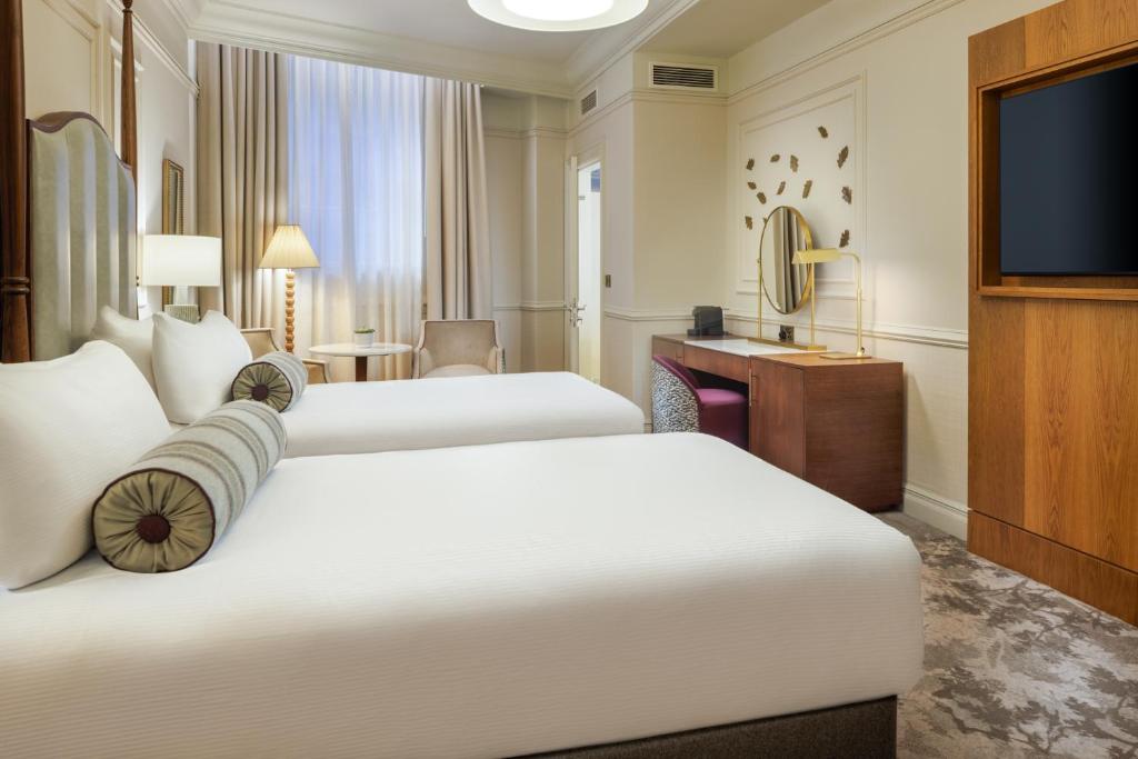 The Caledonian Edinburgh, Curio Collection by Hilton - 40