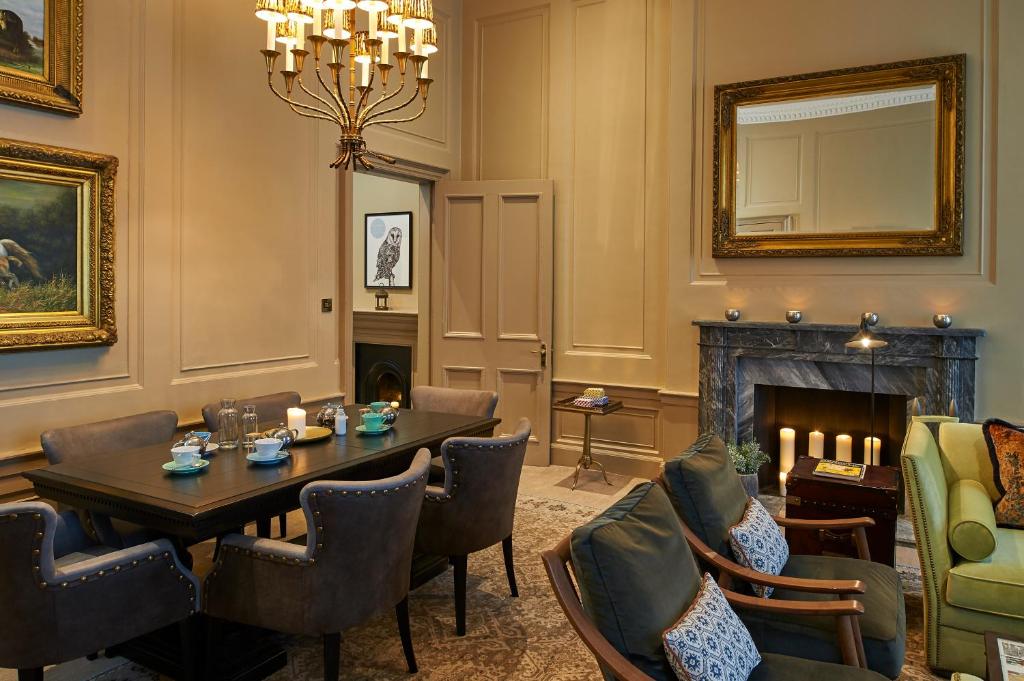 Kimpton Charlotte Square by IHG - 36