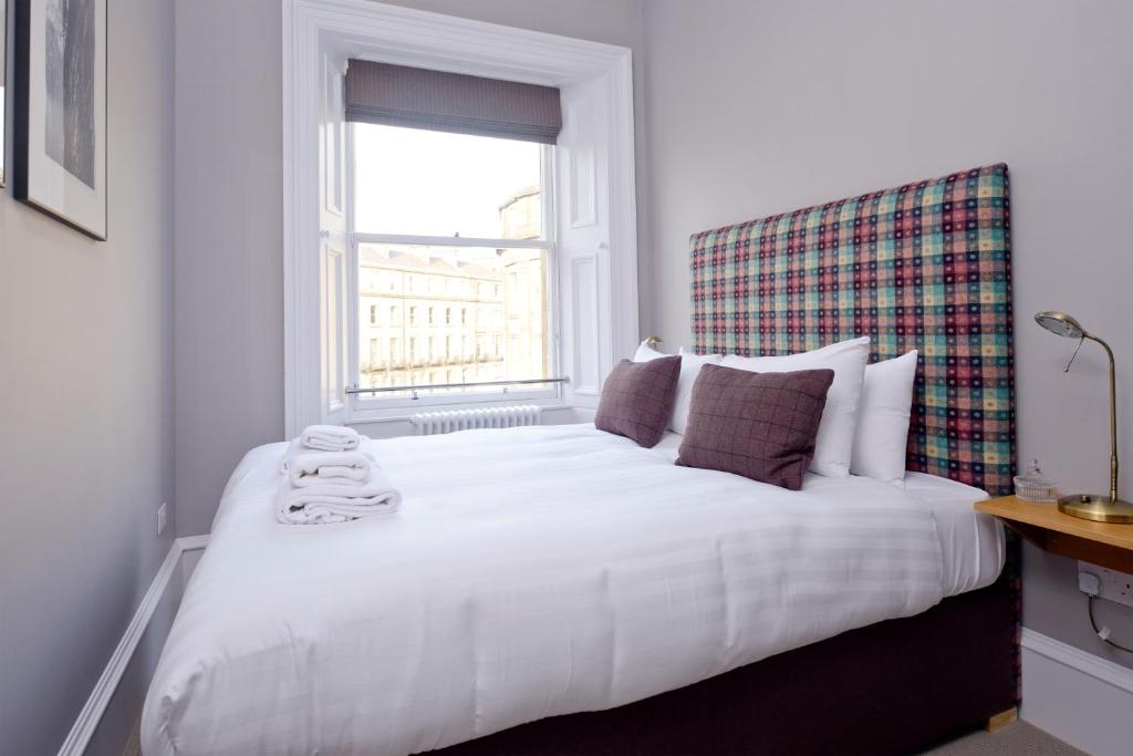 Destiny Scotland - Distillers House - 23