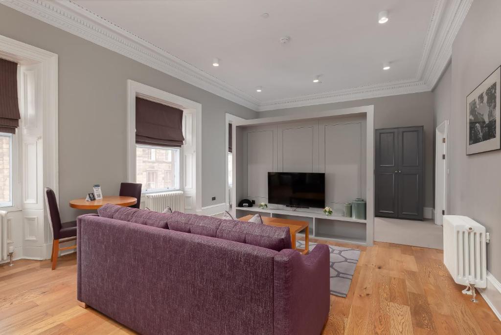 Destiny Scotland - Distillers House - 42