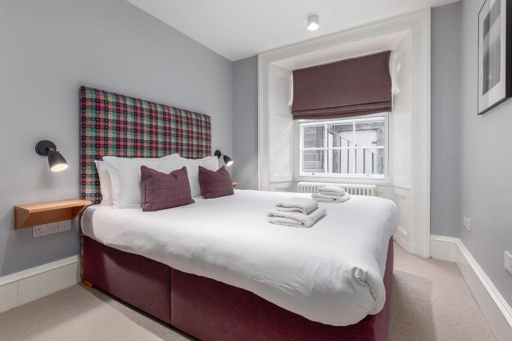 Destiny Scotland - Distillers House - 45