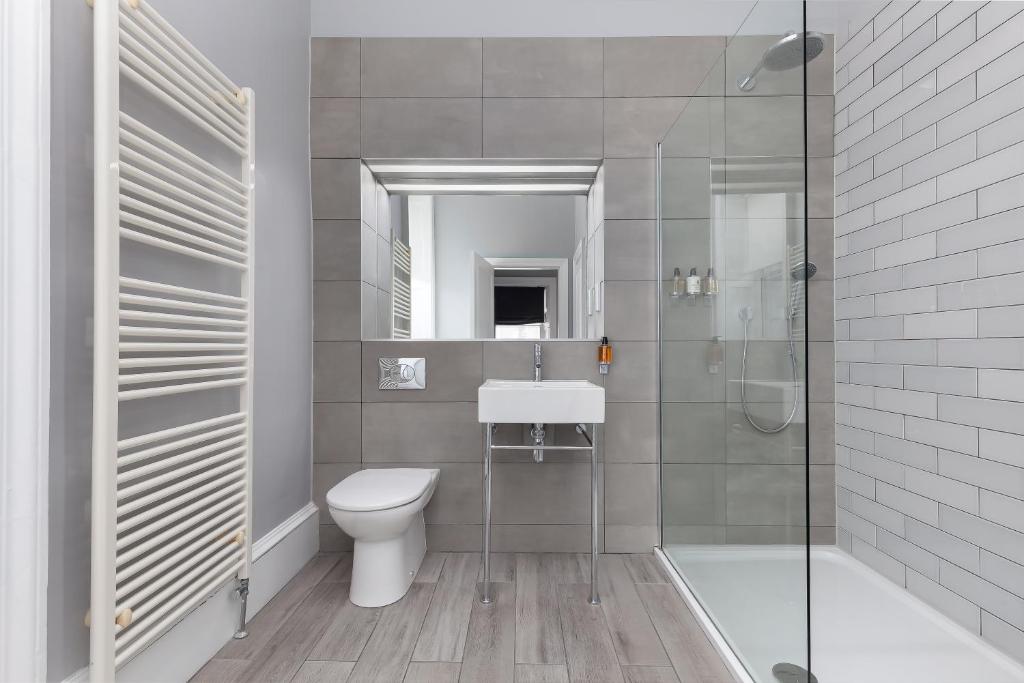 Destiny Scotland - Distillers House - 29