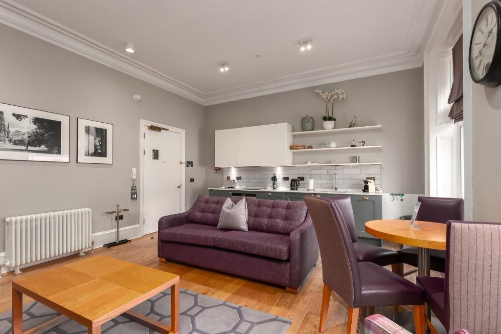 Destiny Scotland - Distillers House - 35