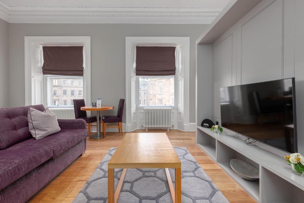 Destiny Scotland - Distillers House - 25