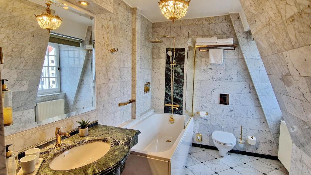 Podewils Old Town Gdansk - 45