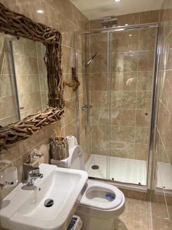 The West Highland Way Hotel and Retreat Accommodation - 29