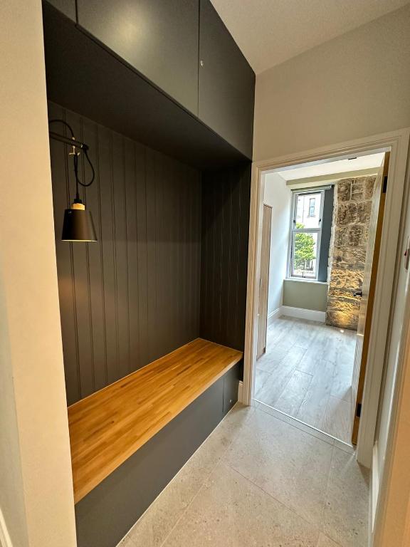 Glasgow West End Tenement Apartment - 36