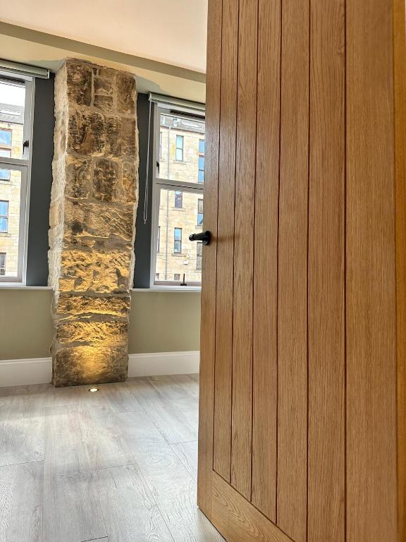 Glasgow West End Tenement Apartment - 45