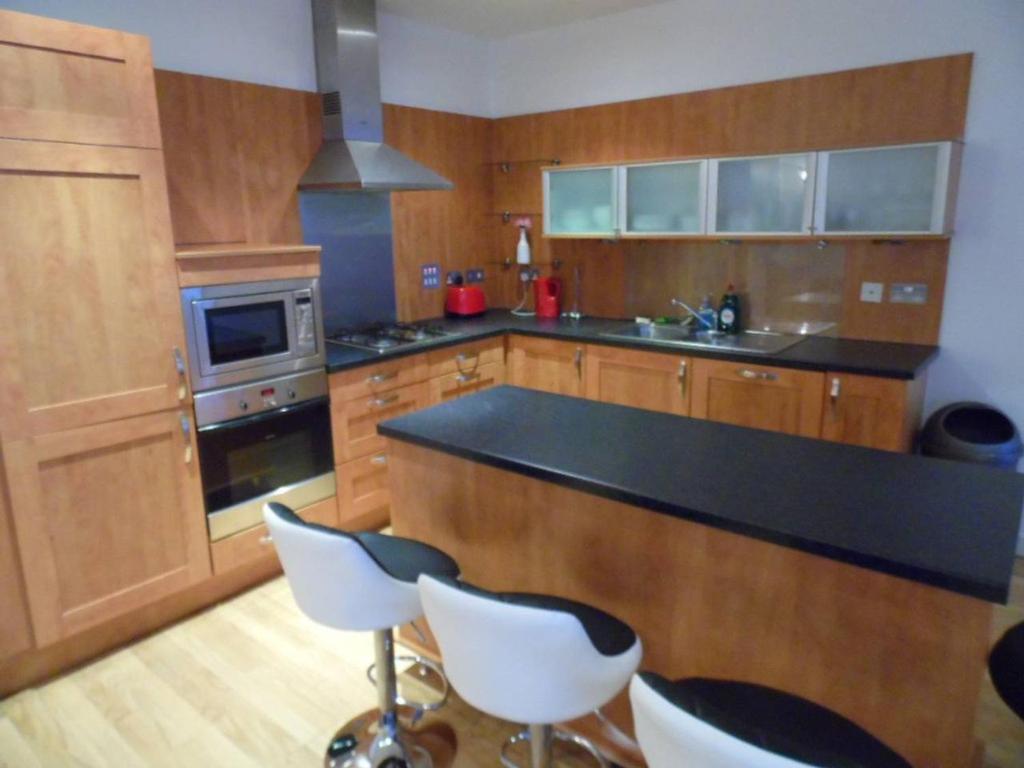 Modern 2-bedroom Apt near SSE Hydro and SEC - 4