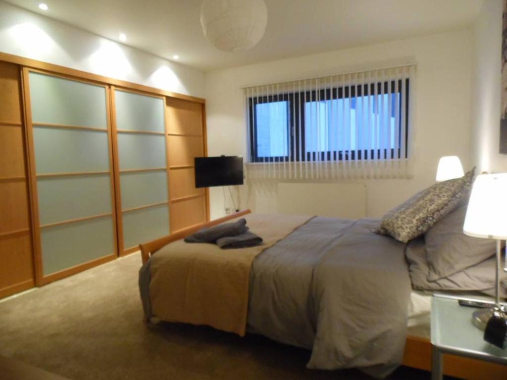 Modern 2-bedroom Apt near SSE Hydro and SEC - 7