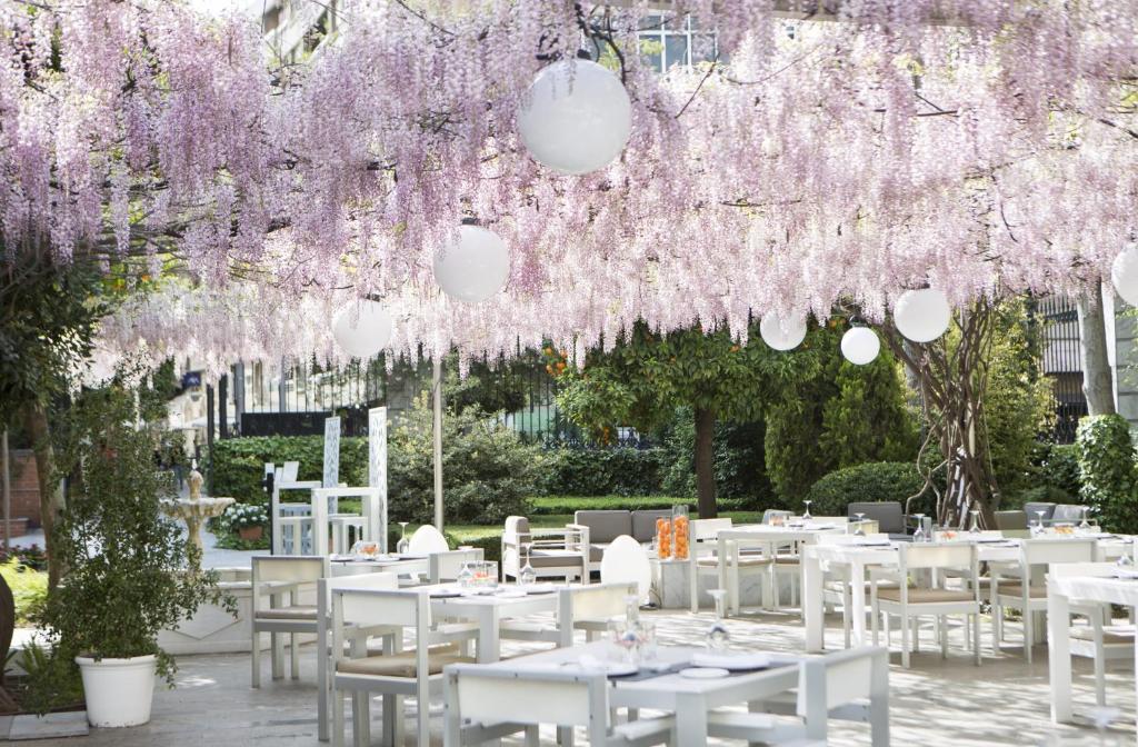 Hospes Palacio de los Patos, a Member of Design Hotels - 43