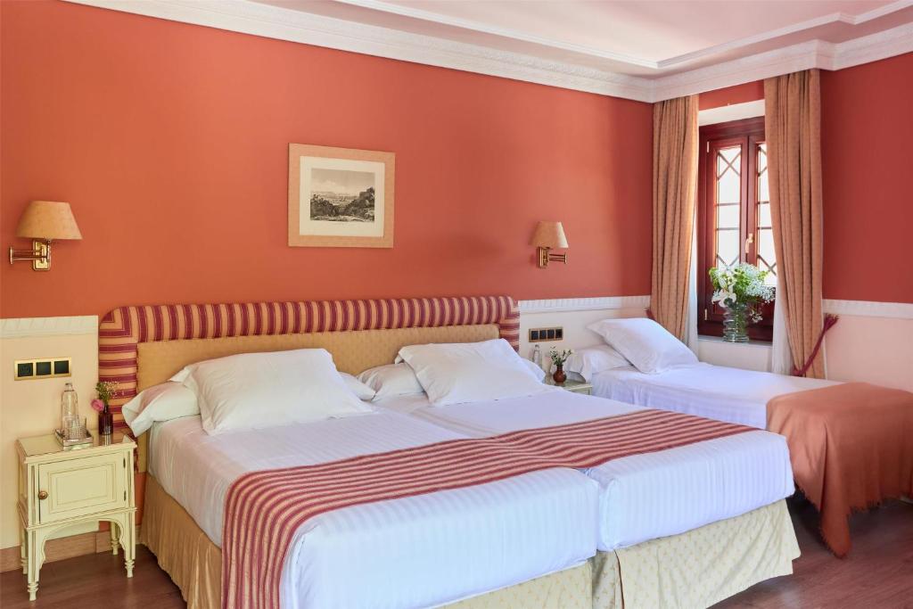 Alhambra Palace Hotel - 27