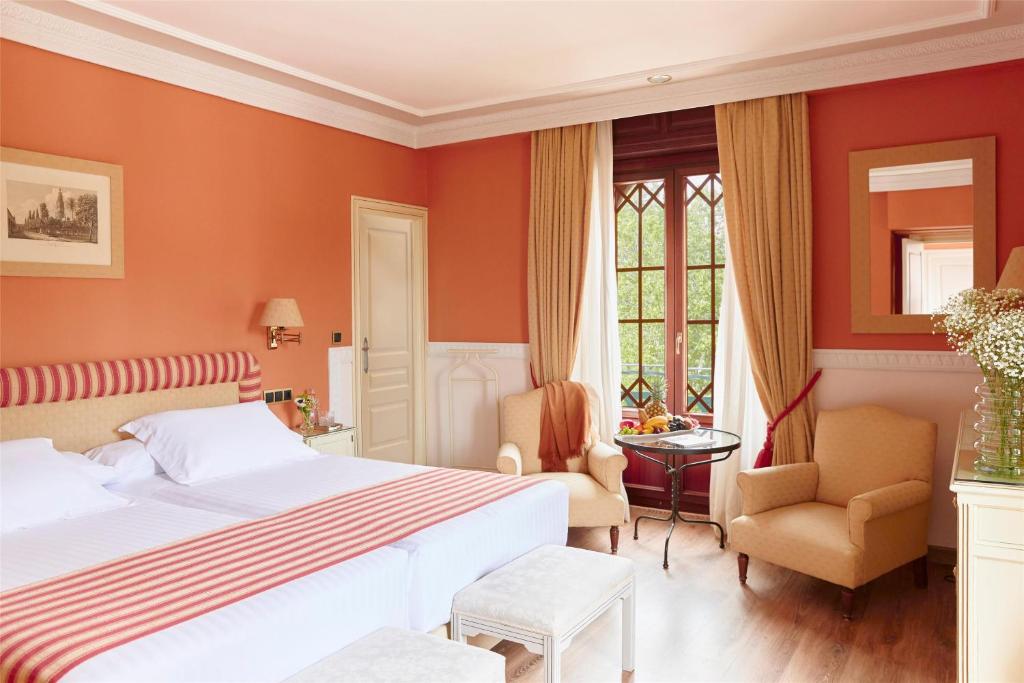 Alhambra Palace Hotel - 24