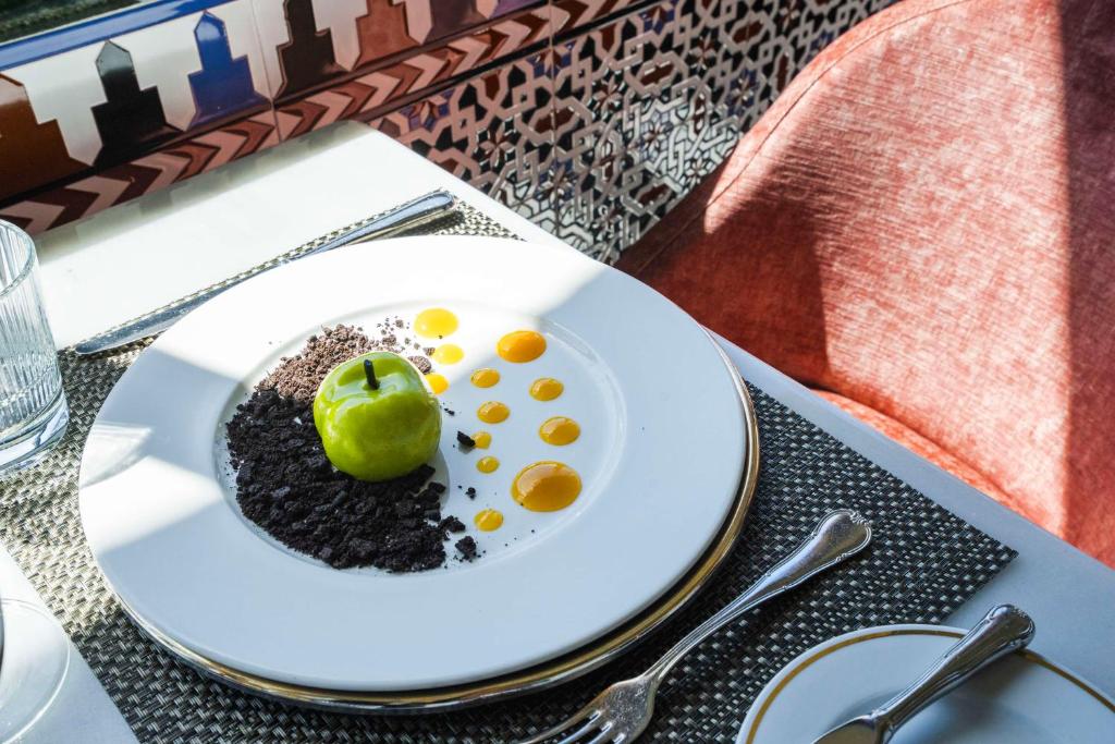 Alhambra Palace Hotel - 38