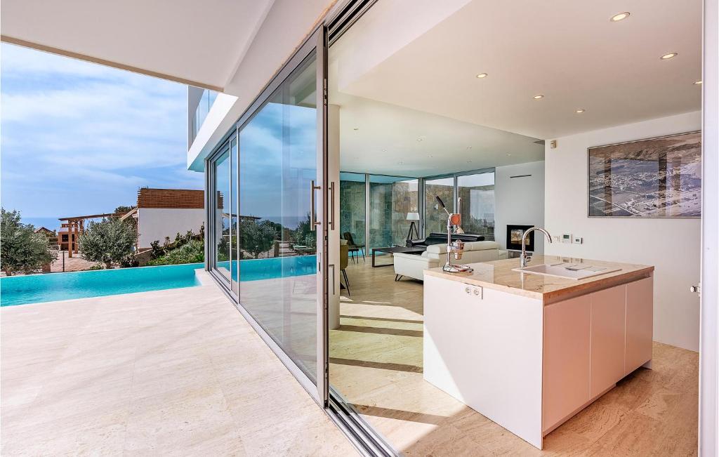 Stunning Home In Granada - 6