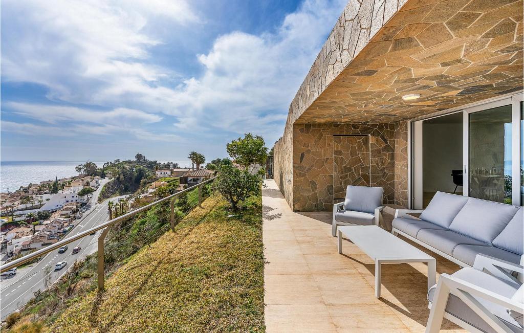 Stunning Home In Granada - 17